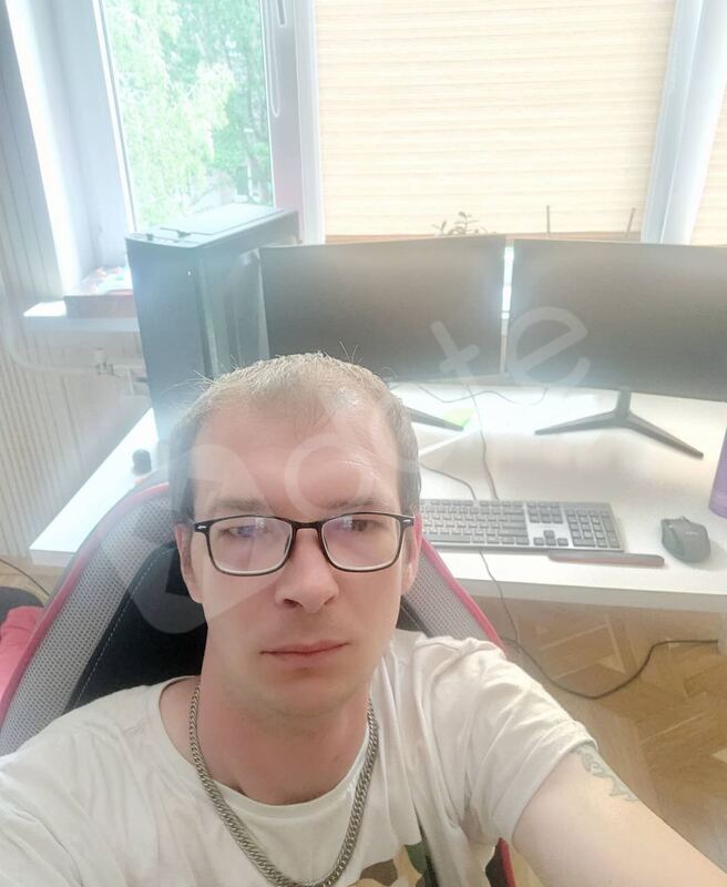 Mikhail415907068