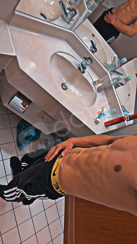 Edgizz4443687