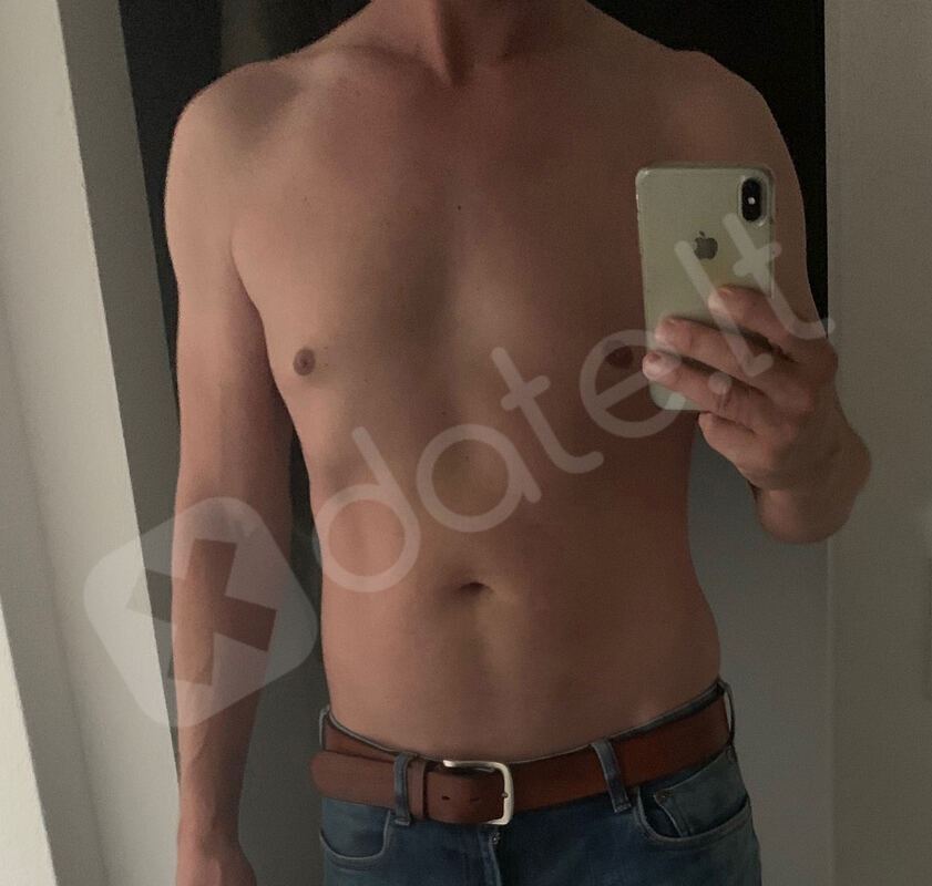 BlondyBoy1790343