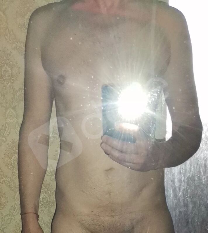 Andrew8745979447