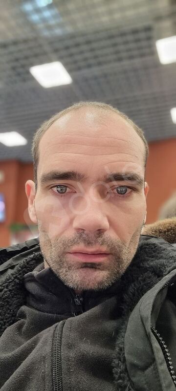 sadrobot64471615