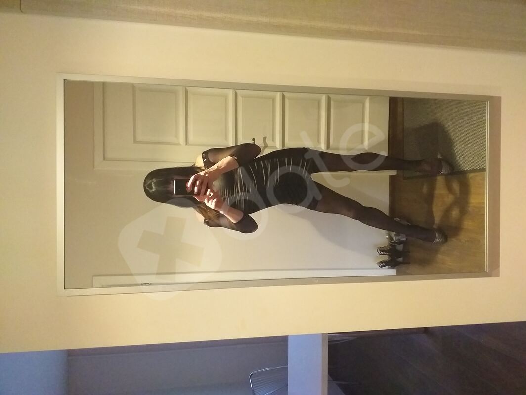 CdSandra3085476