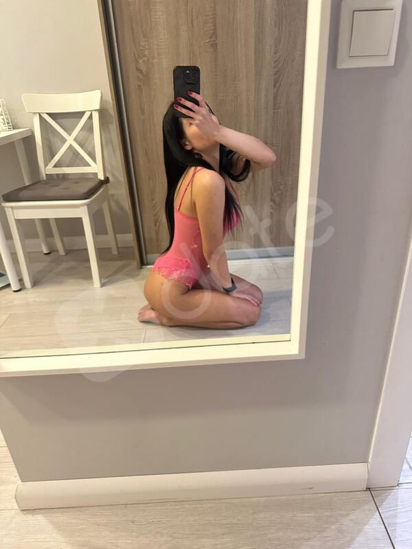 Kristina23Me4997650