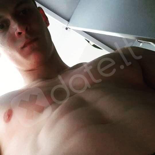 Karenas1060493