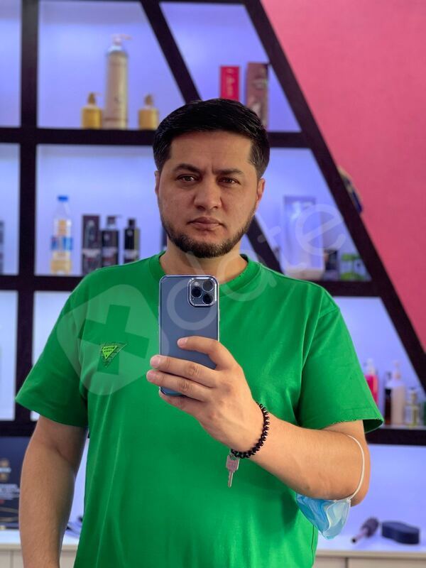 Khan4135665