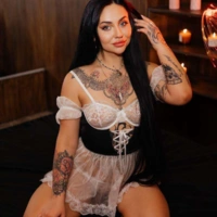AnnaSexyTop