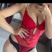 Hot wife
