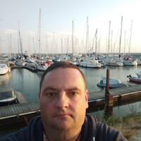 Emilis82