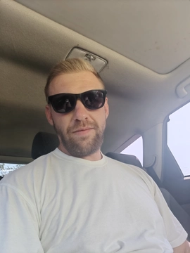 Artem18021992